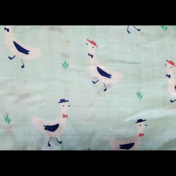 New Silly Goose Bamboo Muslin Baby Swaddle Blanket - Picture 1 of 1